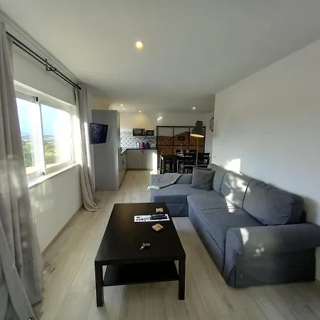 Apartamento Martins - Belch1952 *