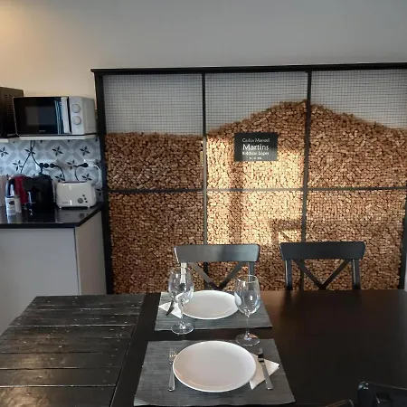 Apartamento Martins - Belch1952 *